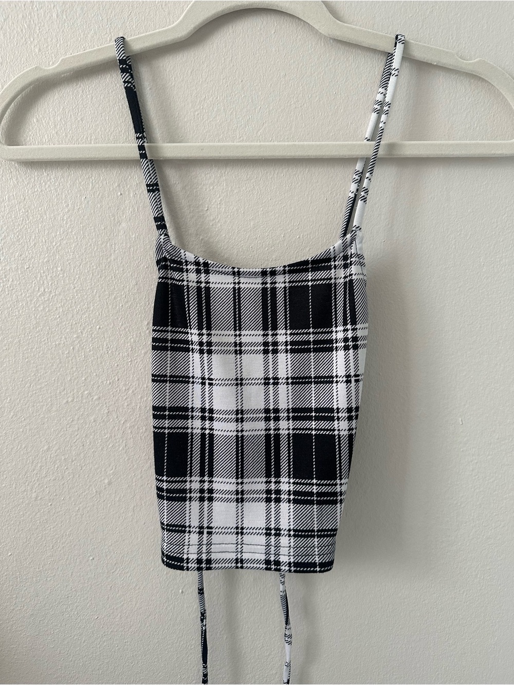 La Hearts Black & White Plaid Crop Cami with Spaghetti Straps